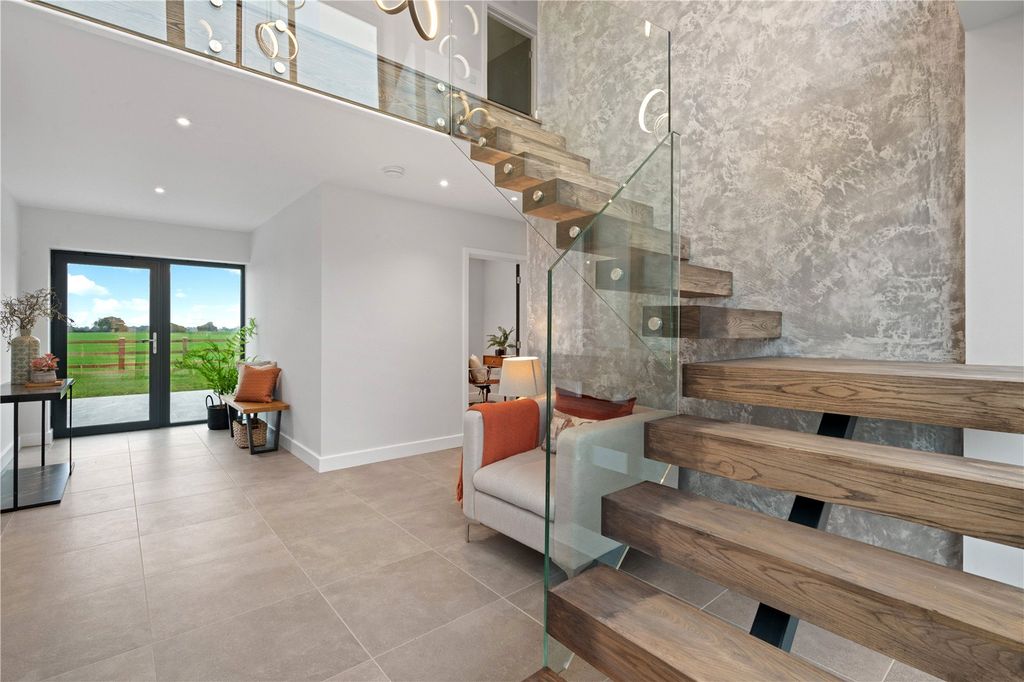 Property photo 3 of 25 Picture No. 37