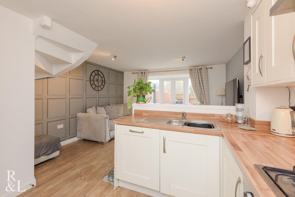 Property photo 2 of 37 Pentlandrd (13).Jpg