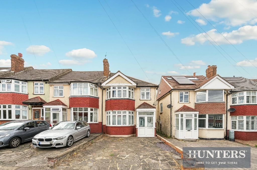 Property photo 1 of 16 Fairford Gardens (16 From 27)-27.Jpg