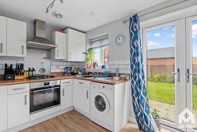 Property photo 2 of 10 Photo 6