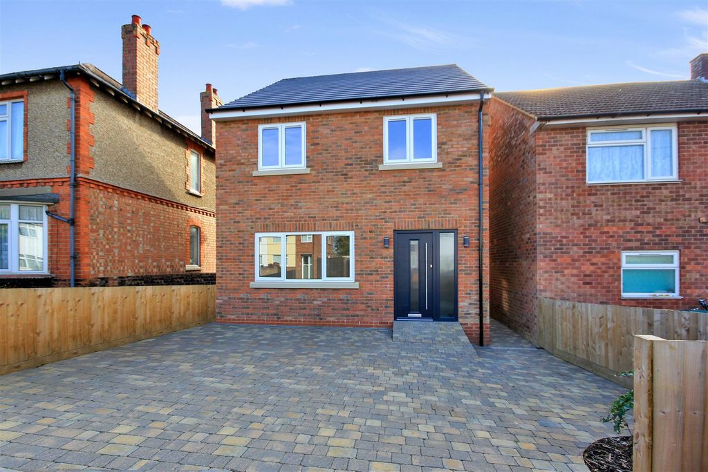 Property photo 1 of 22 Img_8848.Jpg