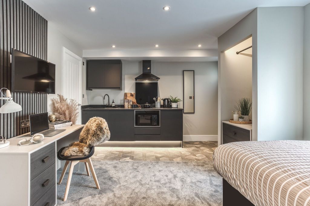 Property photo 2 of 5