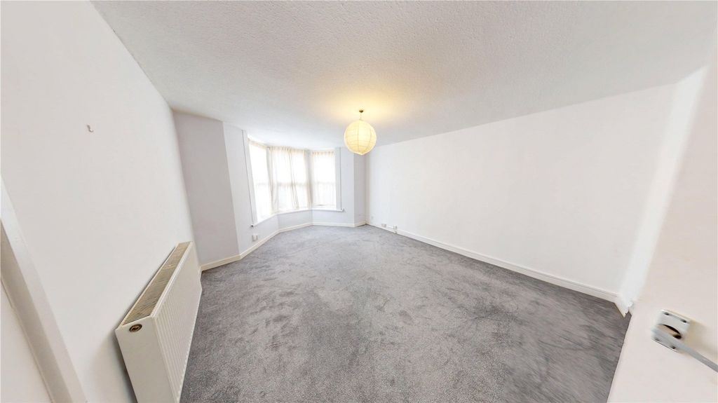 Property photo 2 of 7 Picture No. 08
