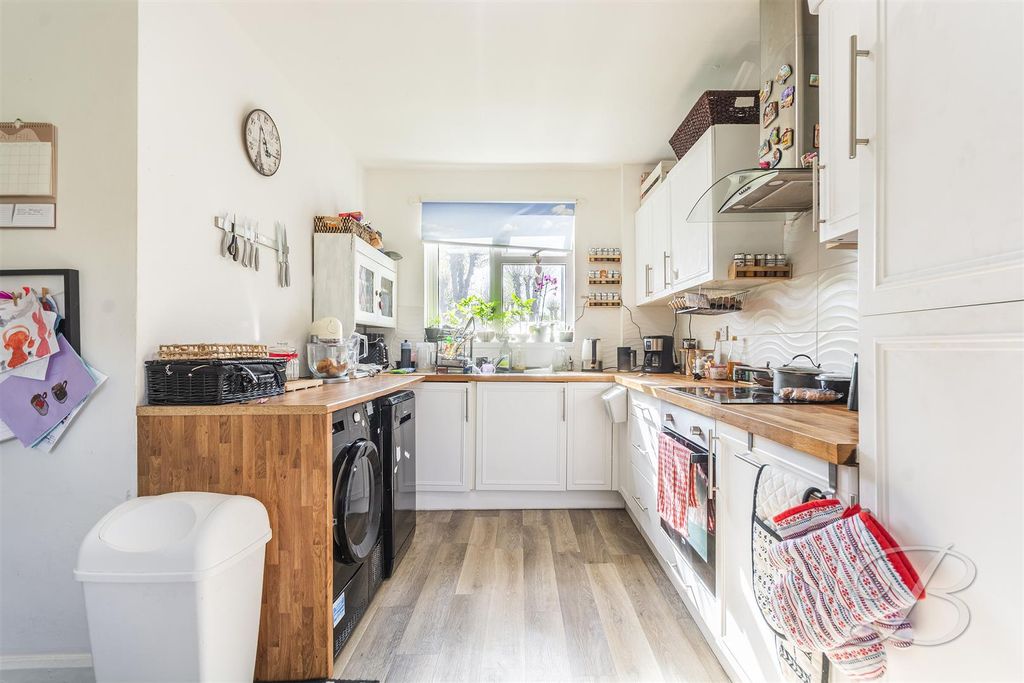 Property photo 2 of 25 Ccltd19.Jpg