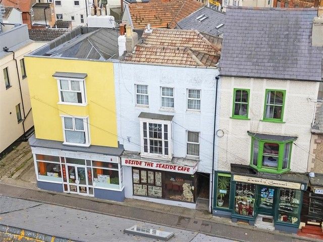 Property photo 2 of 4