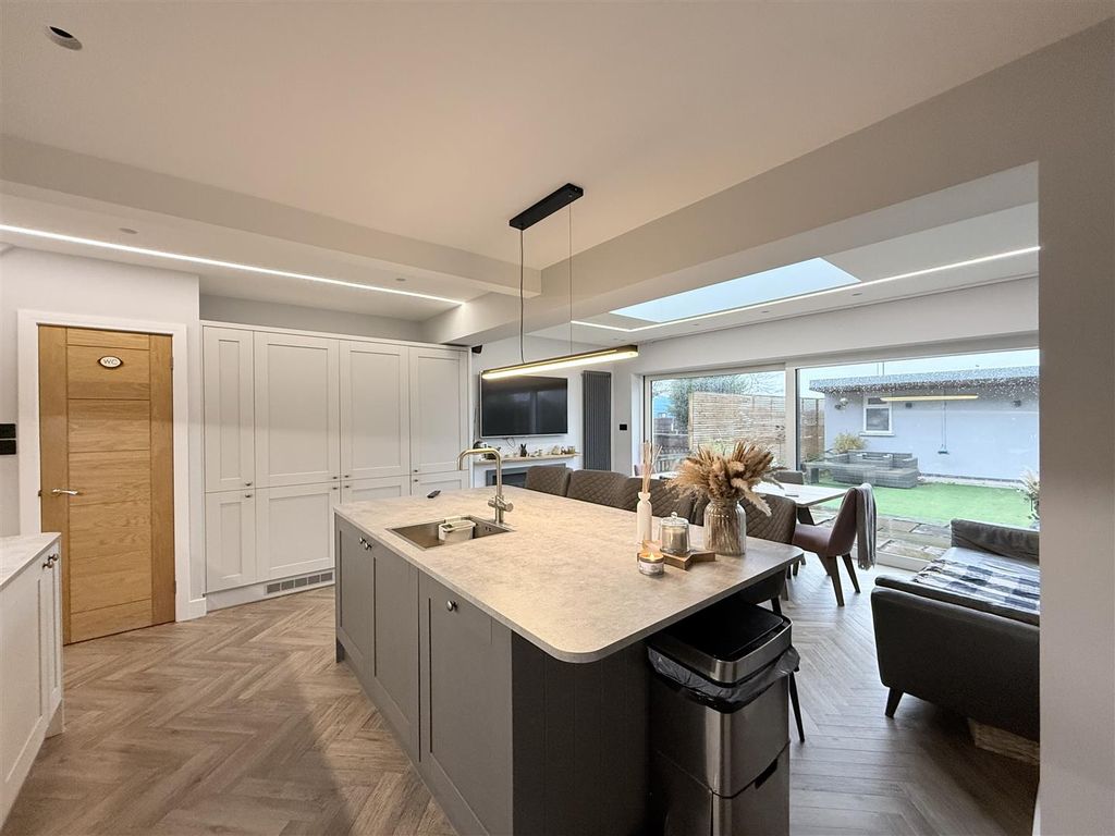 Property photo 3 of 16 Img_3045.Jpeg