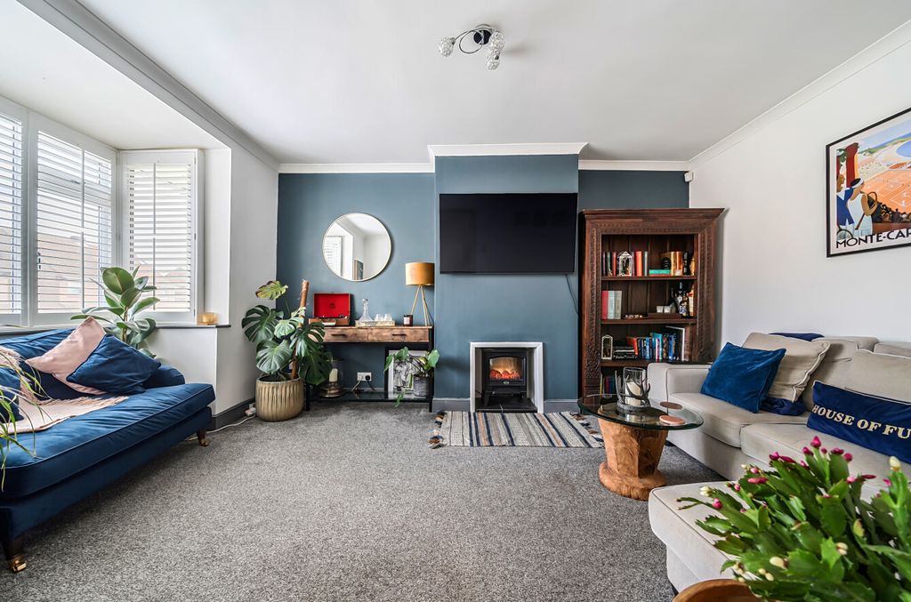 Property photo 2 of 16 1383270-20-691F14...