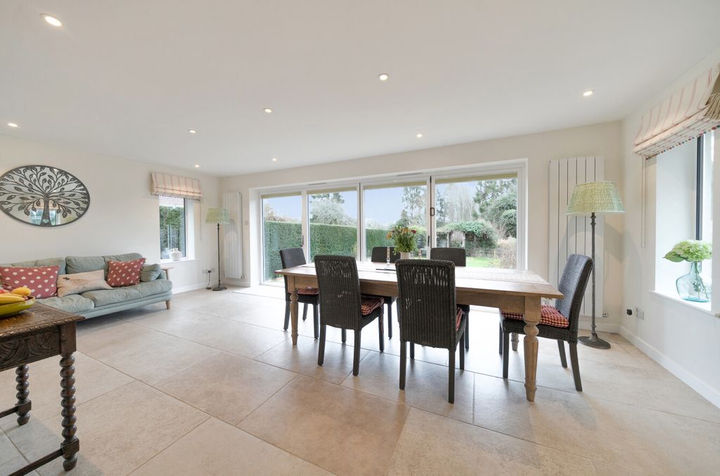 Property photo 2 of 22 1421727-12-69A022...