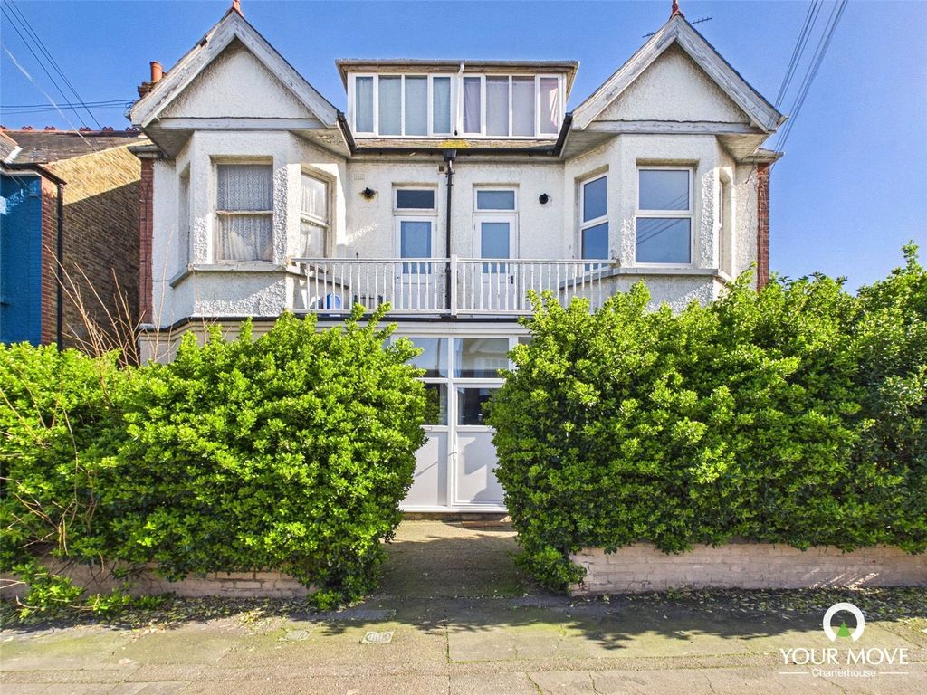 Property photo 1 of 10 Picture No. 11