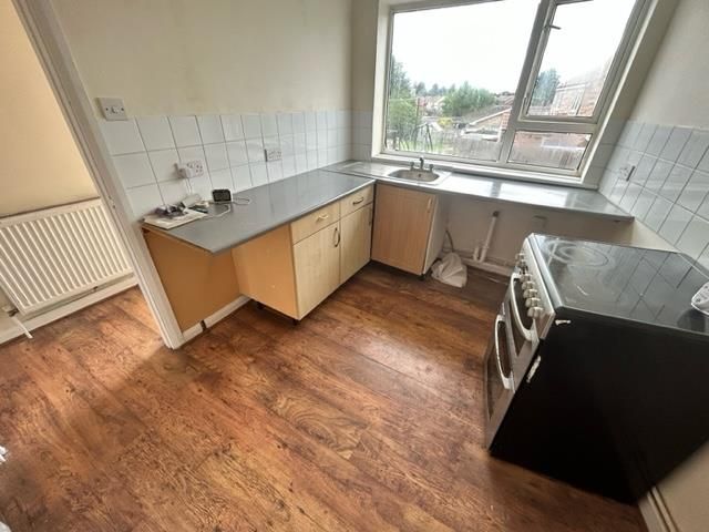 Property photo 3 of 4 Kitchen