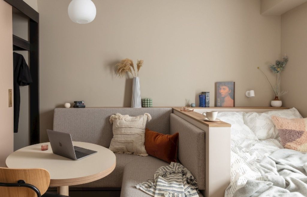 Property photo 1 of 11 Bedroom