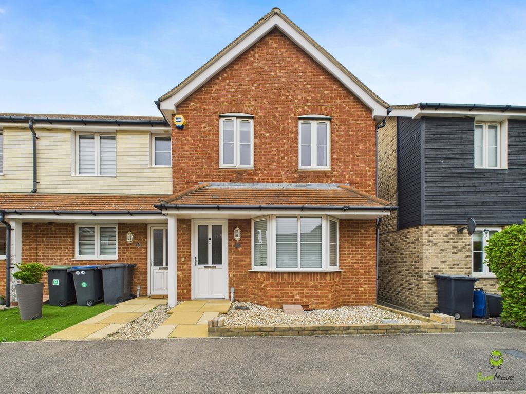 Property photo 1 of 14 Front Aspect James Hillier Ewemove Bexley And Dart