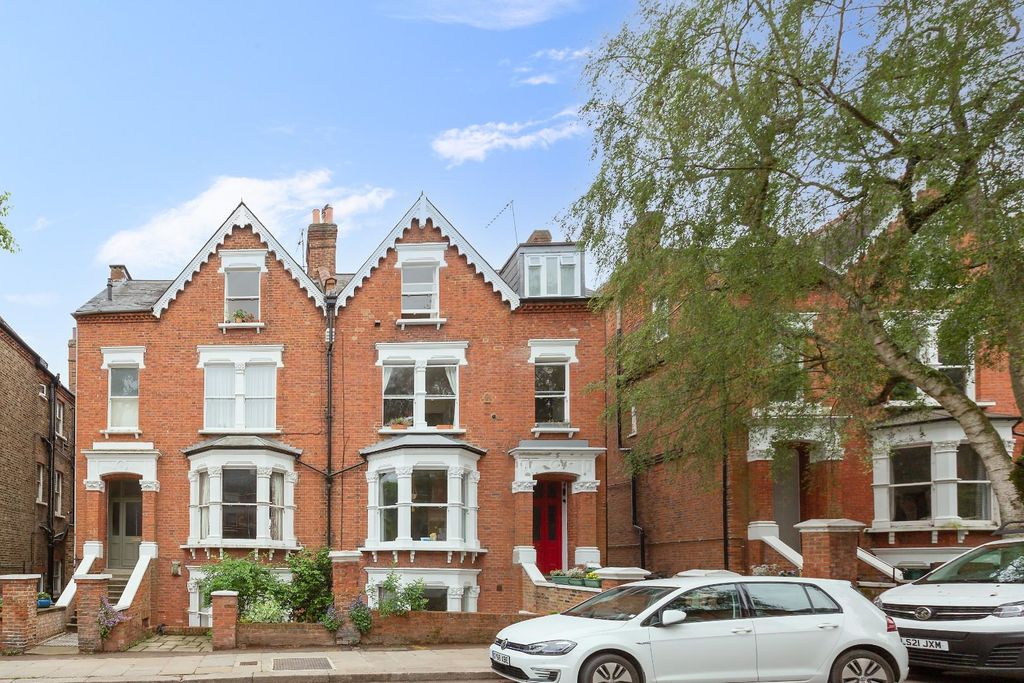 Property photo 3 of 7