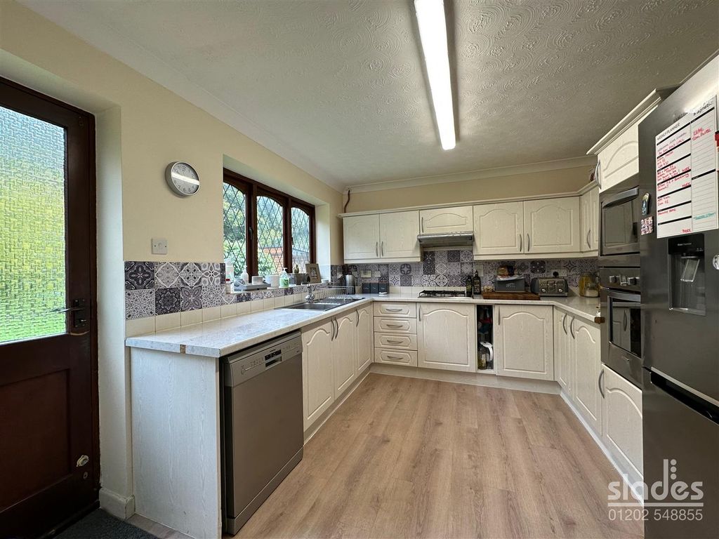 Property photo 2 of 16 Img_7737.Jpg