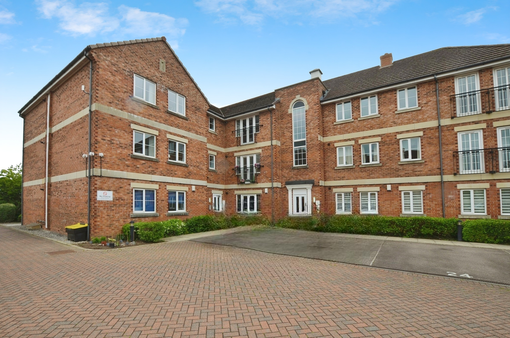 Property photo 1 of 10 Property Front