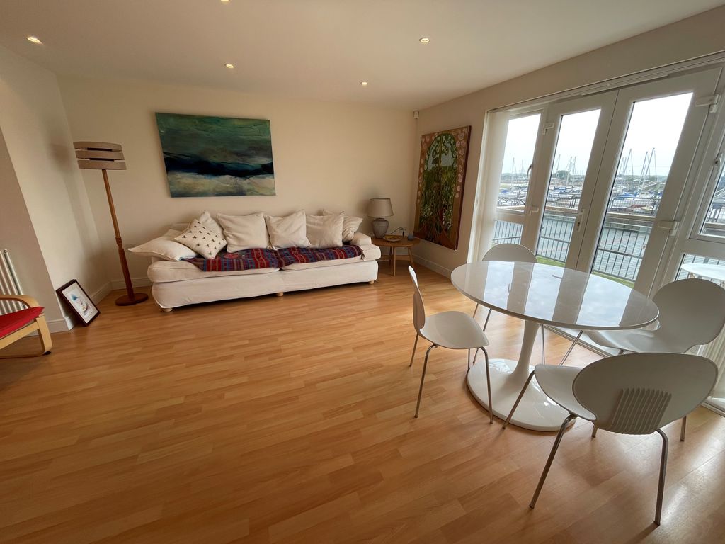 Additional image 10 of 2 bed flat for salePier Road, Littlehampton, West Sussex BN17