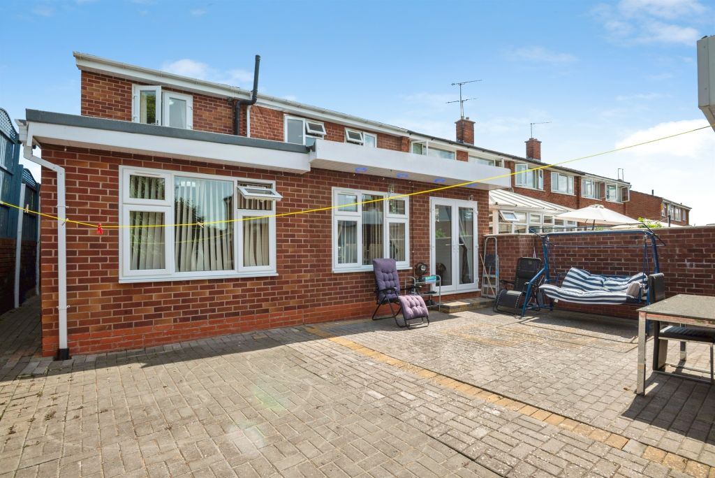 Property photo 2 of 22