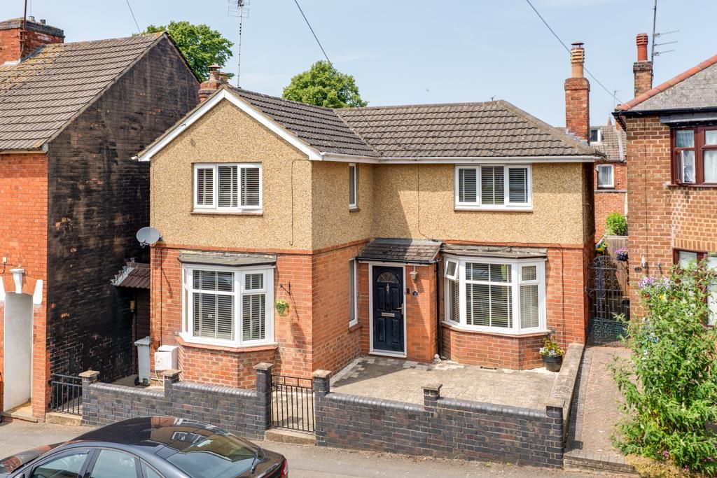 Property photo 2 of 30 11 Sydney Street, Kettering-2.Jpg