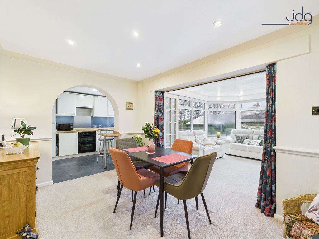 Property photo 3 of 20 Open Plan Kitchen Dining