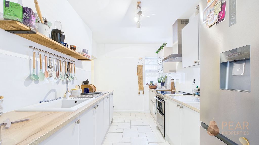 Property photo 3 of 8