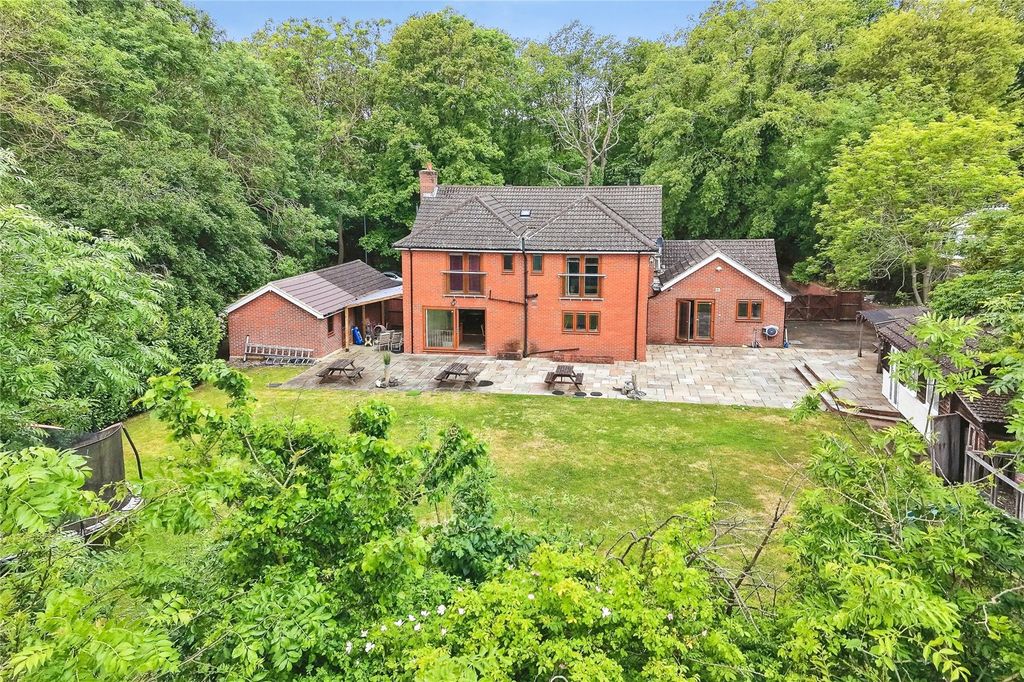 Property photo 3 of 40 41