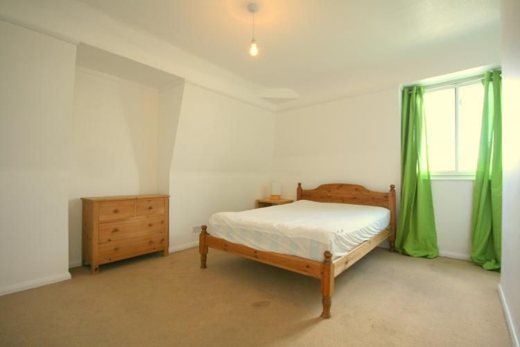 Property photo 3 of 5