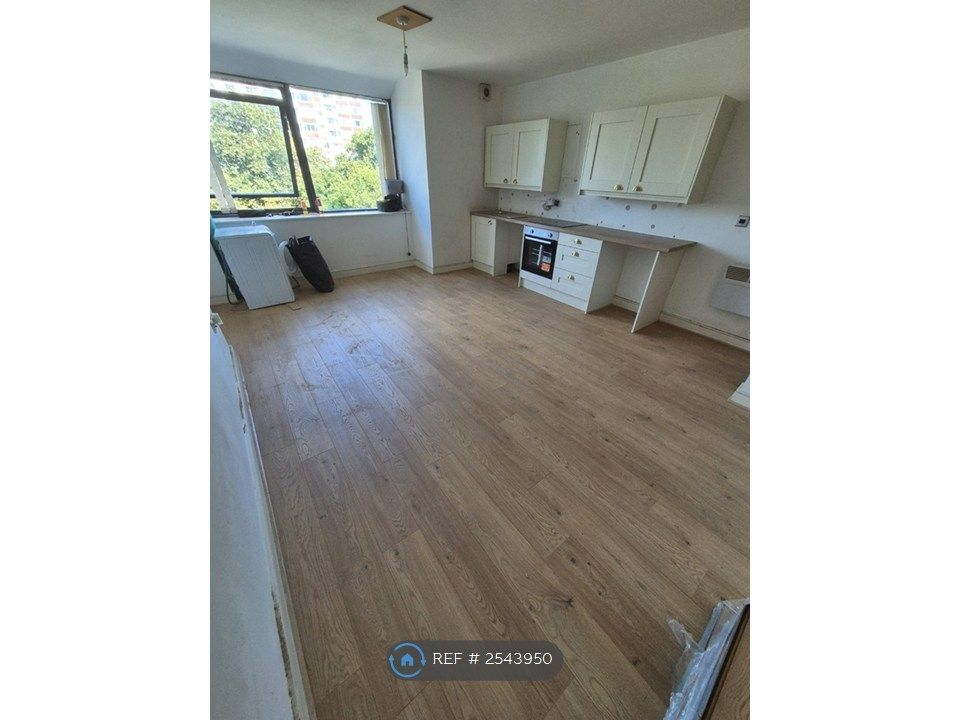 Property photo 3 of 4