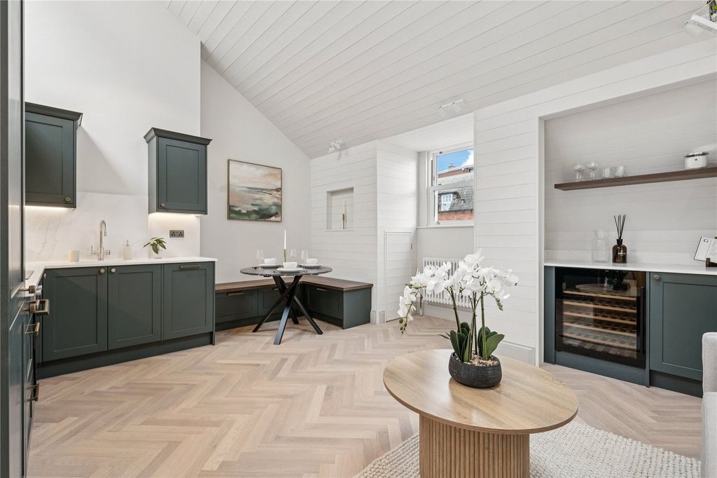 Property photo 3 of 13 Picture No. 02