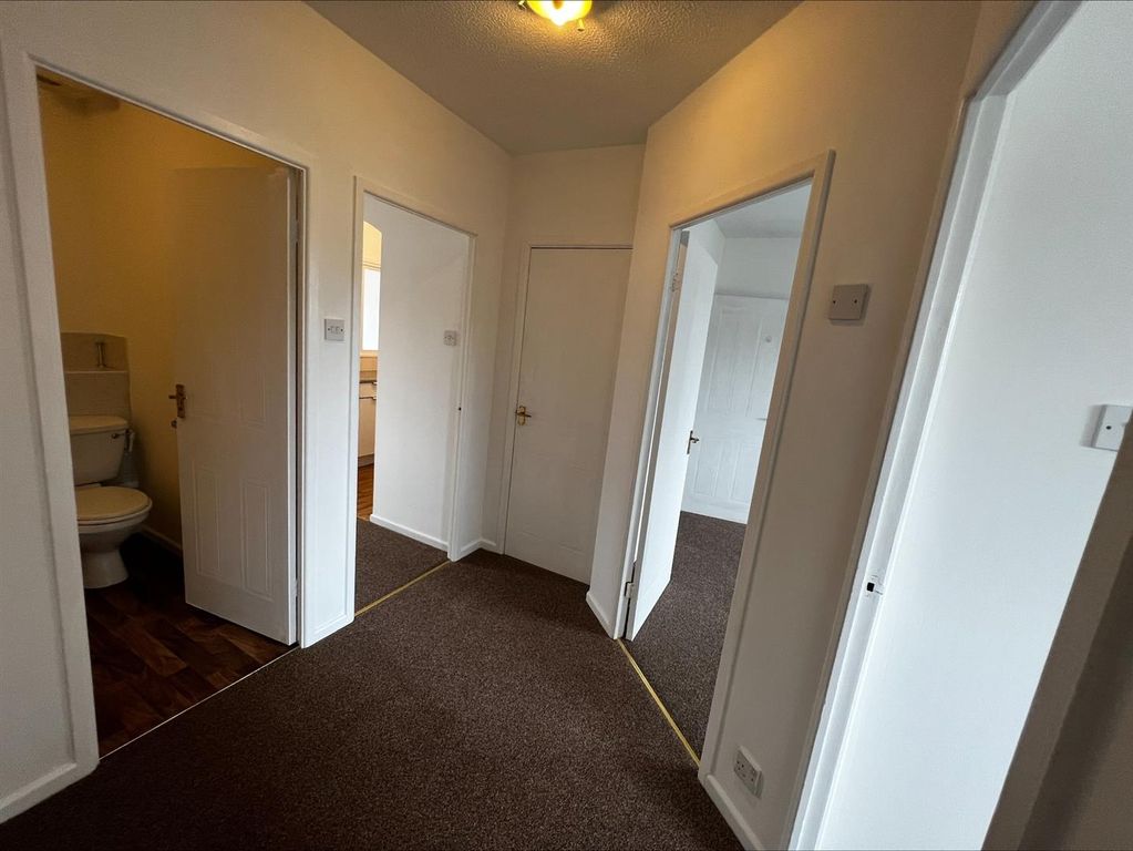 Property photo 2 of 8 Hallway.Jpeg