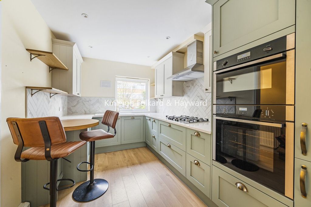 Property photo 2 of 17 Picture No. 05