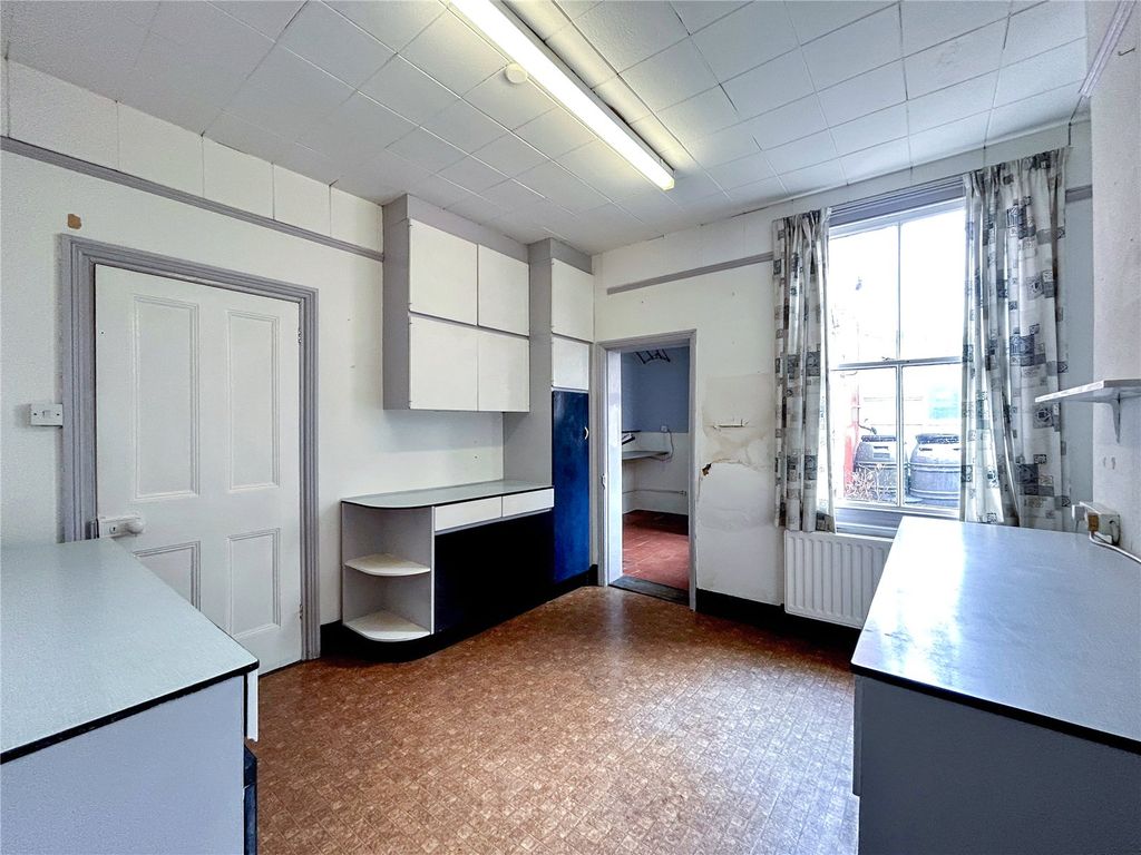 Property photo 3 of 16 Picture No. 20