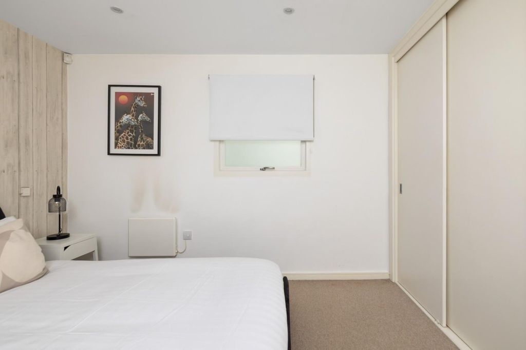 Property photo 2 of 37 Char5191.Jpg