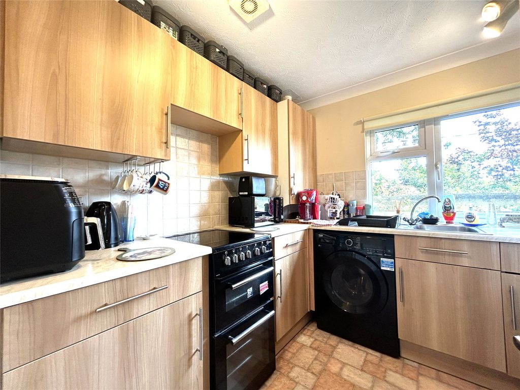 Property photo 3 of 16 Picture No. 16