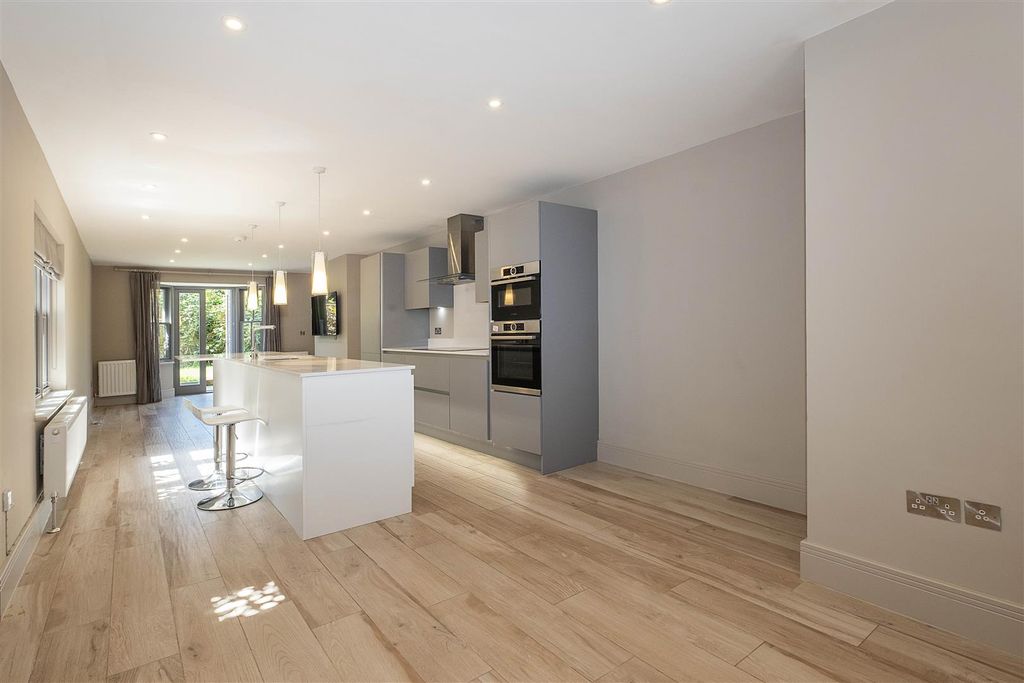 Property photo 2 of 24 Hawkes-Cottage- (52).Jpg