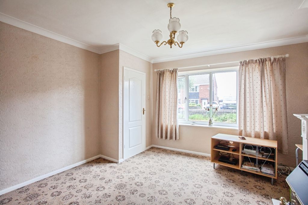 Property photo 3 of 15 Pbox-Img.Jpg