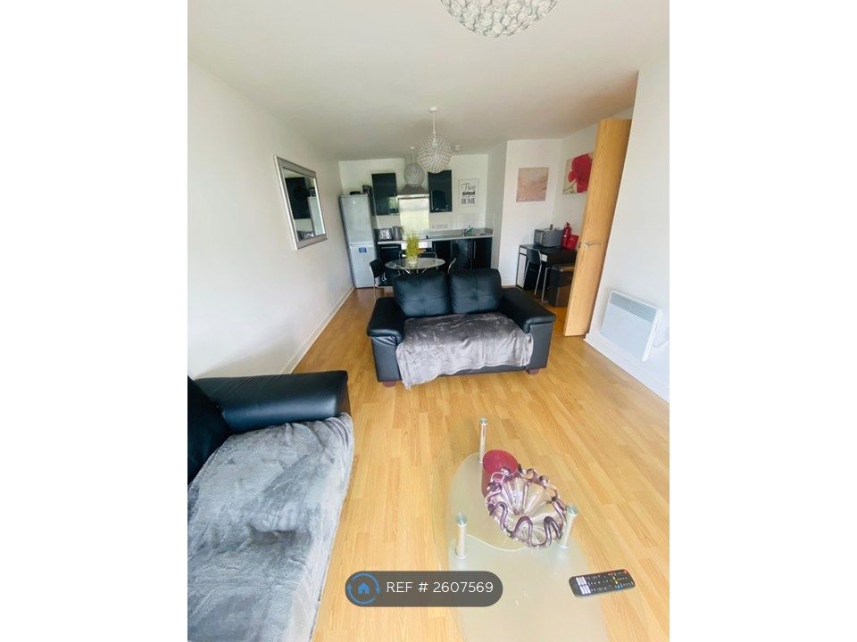 Property photo 3 of 35