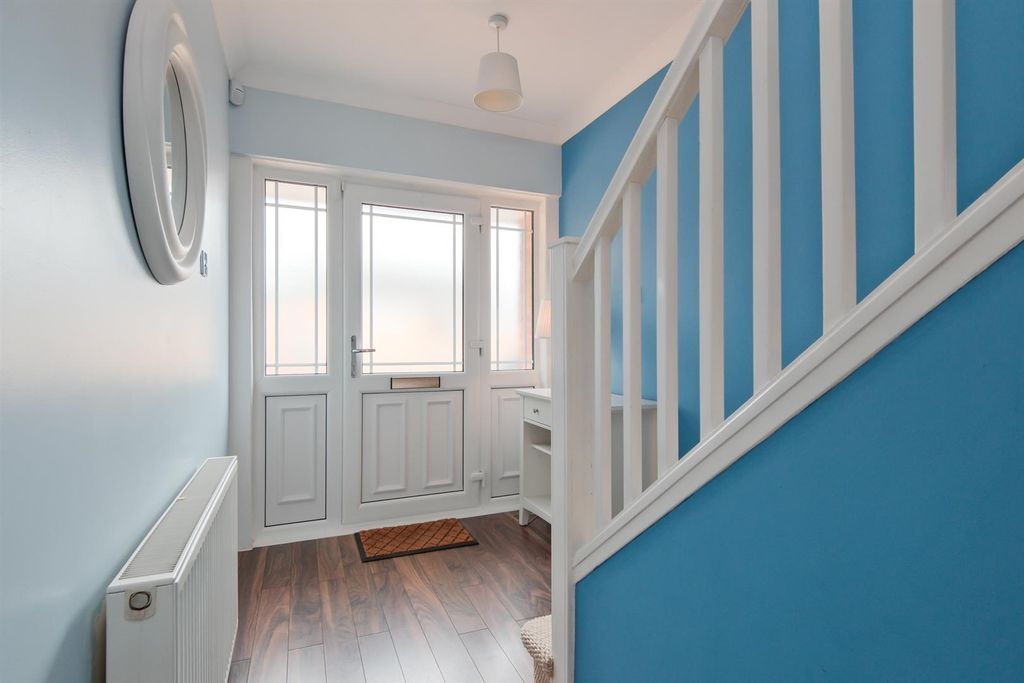Property photo 3 of 42 002-41 Hillfoot Avenue Wishaw ML2 8Tr.Jpg