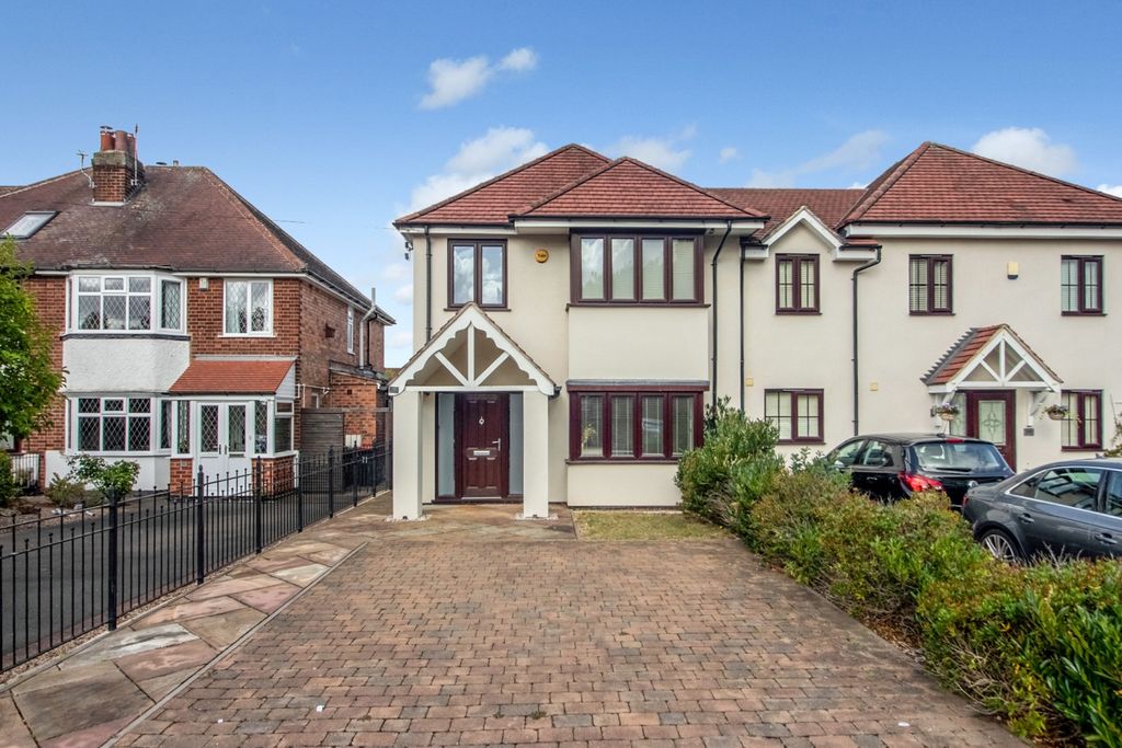 Property photo 1 of 15 Front-