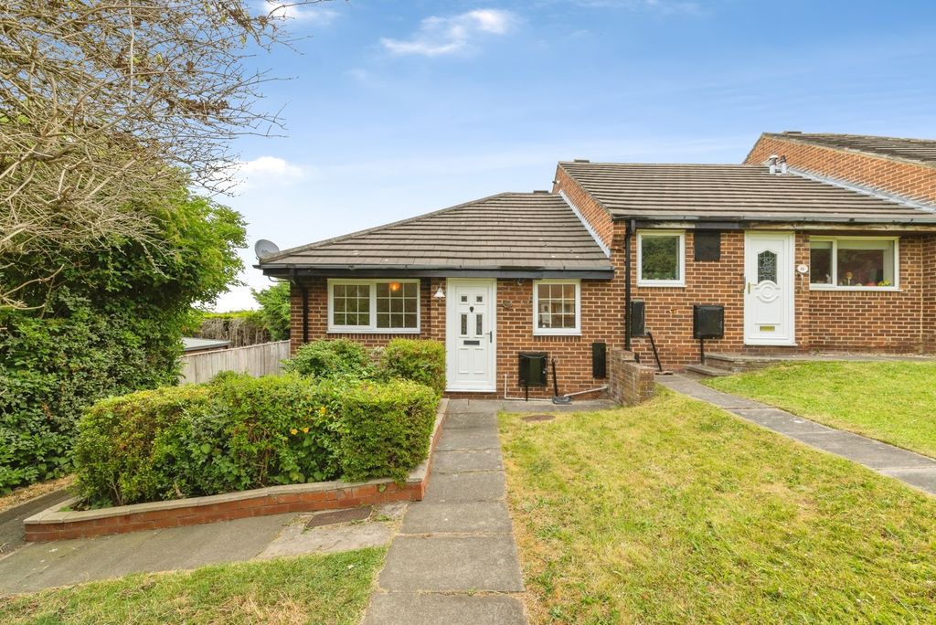 Property photo 1 of 17 Pbox-Img.Jpg