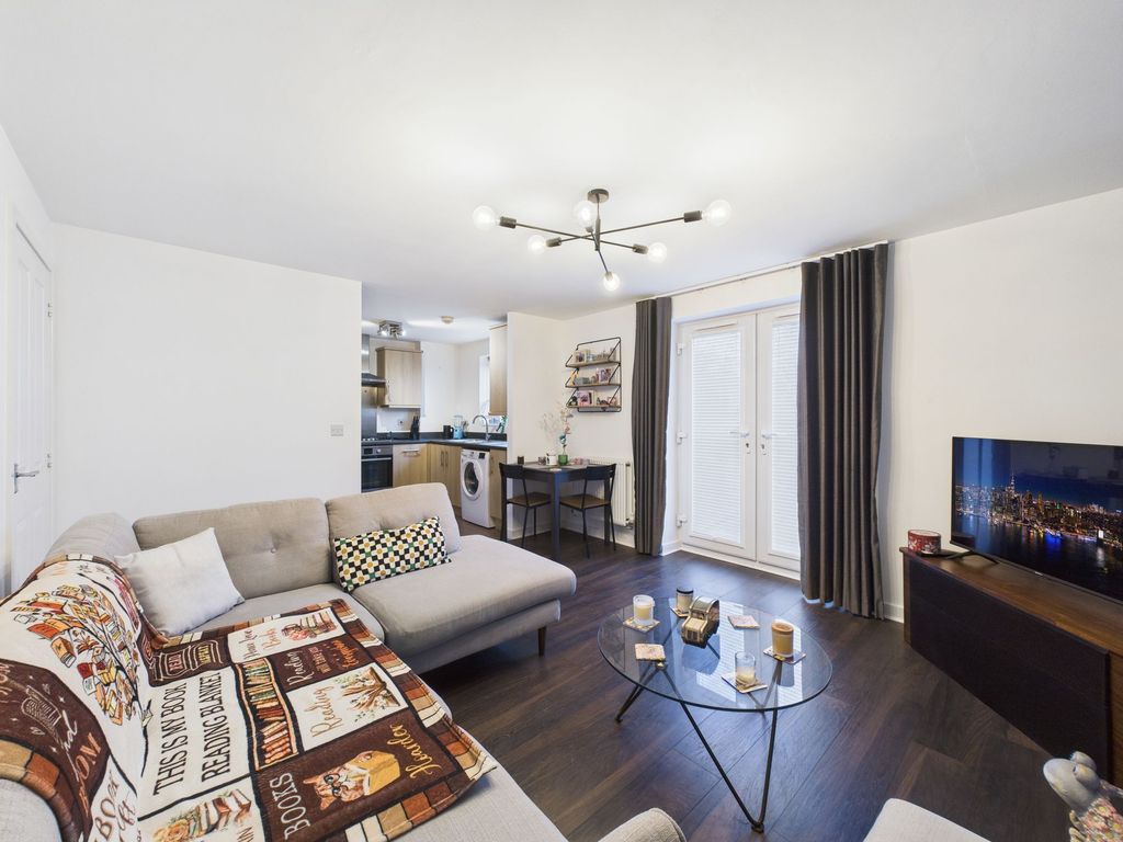 Property photo 2 of 16 Lounge/Dining Room