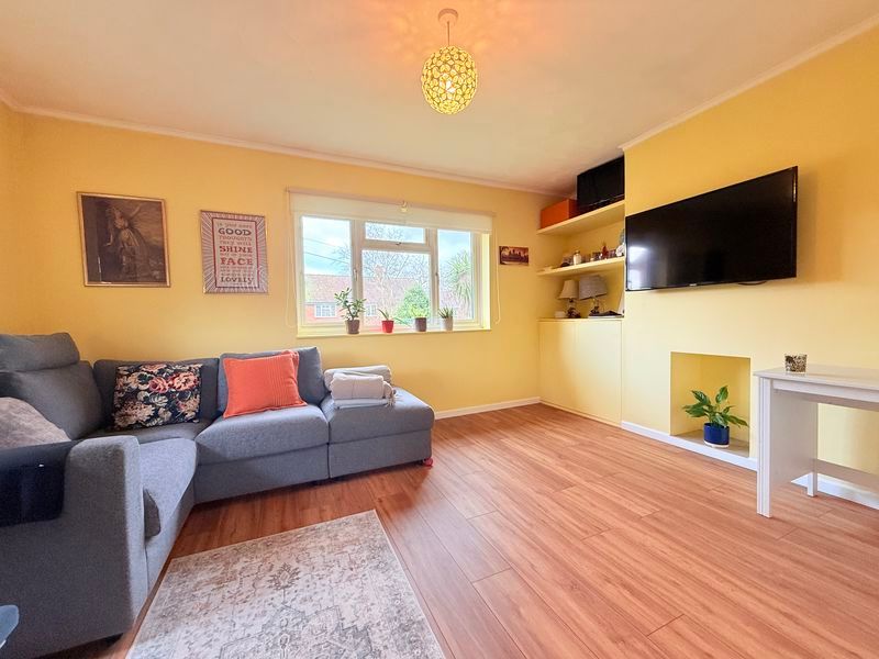 Property photo 2 of 8 Photo 9