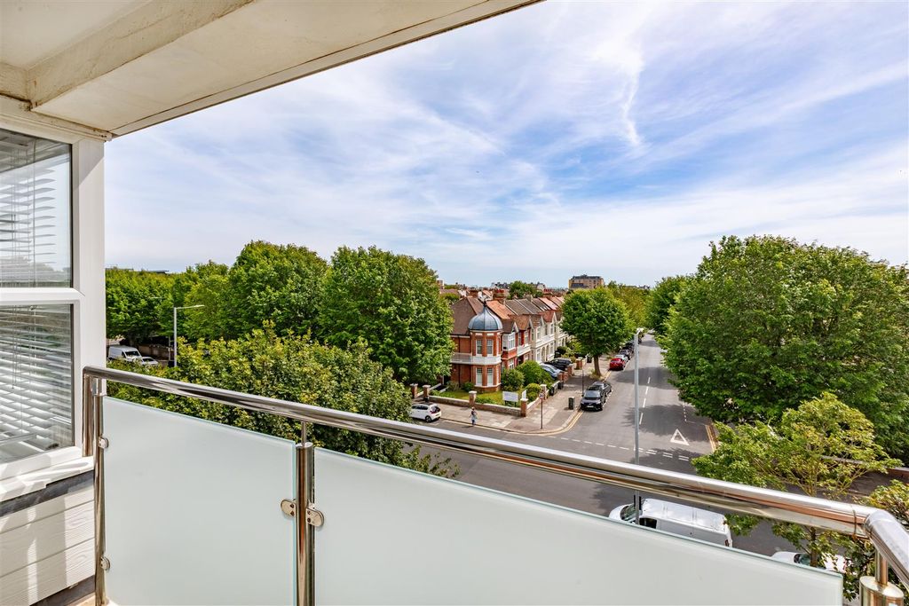Property photo 3 of 13 Balcony