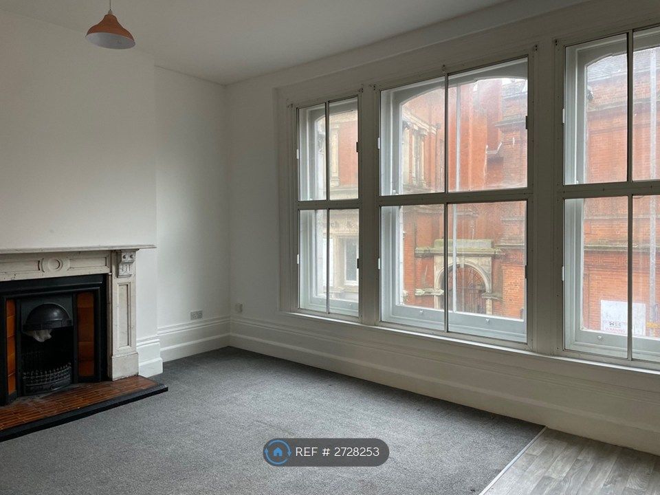 Property photo 2 of 9 High Ceilings & Large Windows