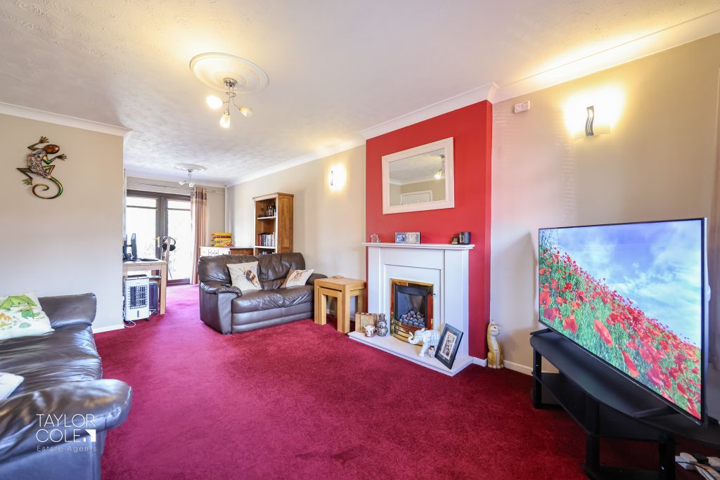 Property photo 2 of 19