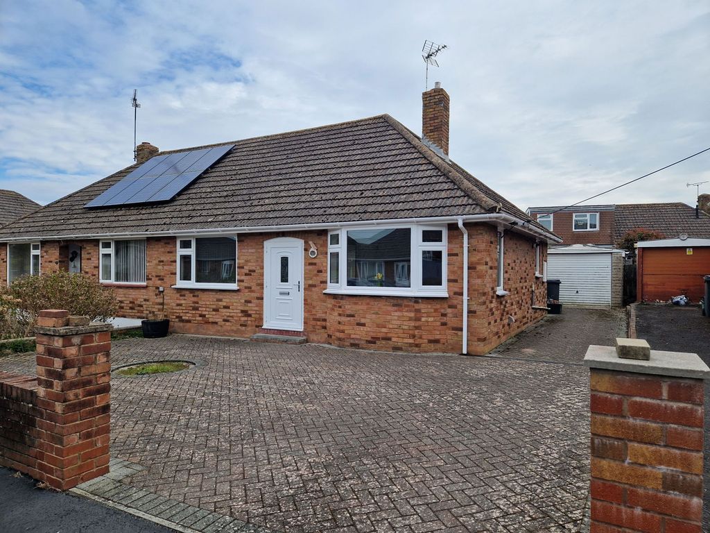 Property photo 1 of 5