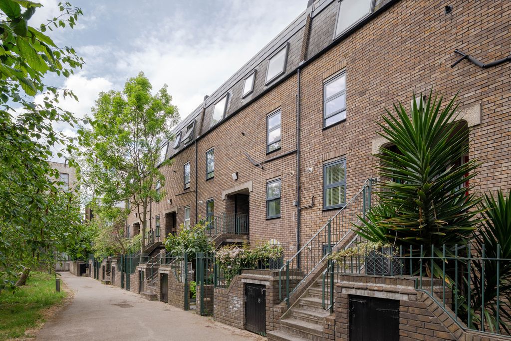 Property photo 2 of 18 342539 - Greenhills Terrace, London N1 - High Res-03547.Jpg