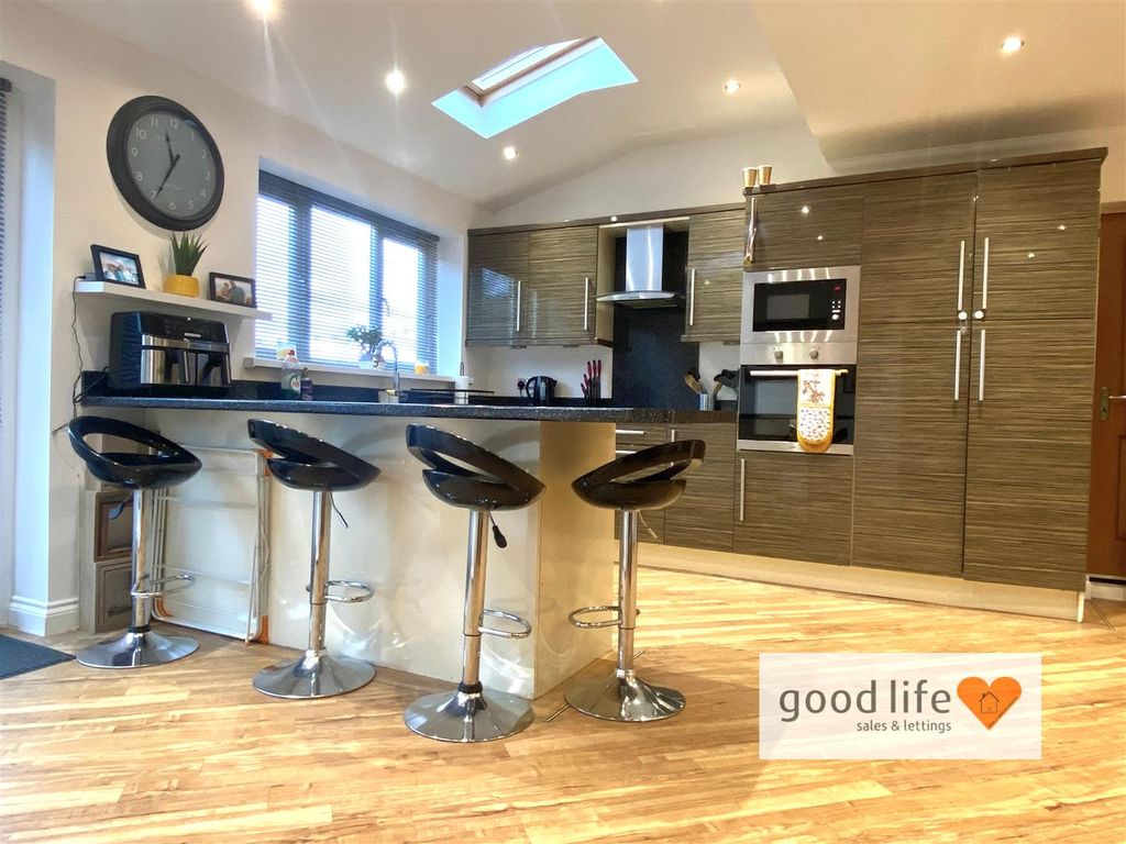 Property photo 3 of 19 20260121_113515911_Ios1Lindsfarne.Jpg