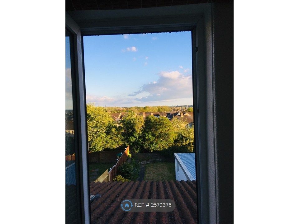 Property photo 3 of 26