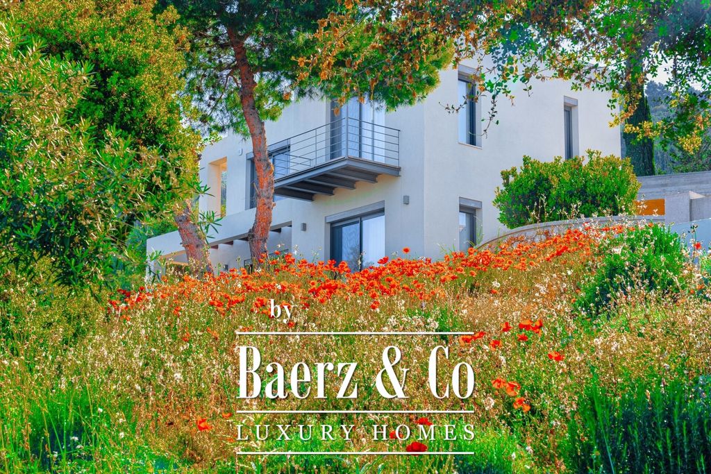 Property photo 2 of 28