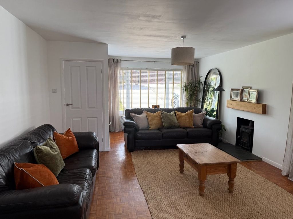 Property photo 2 of 15